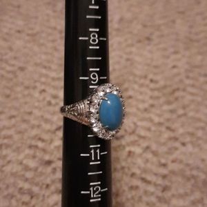 Blue stone and rhinestone ring silver tone